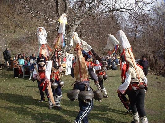 Национальные традиции Болгарии